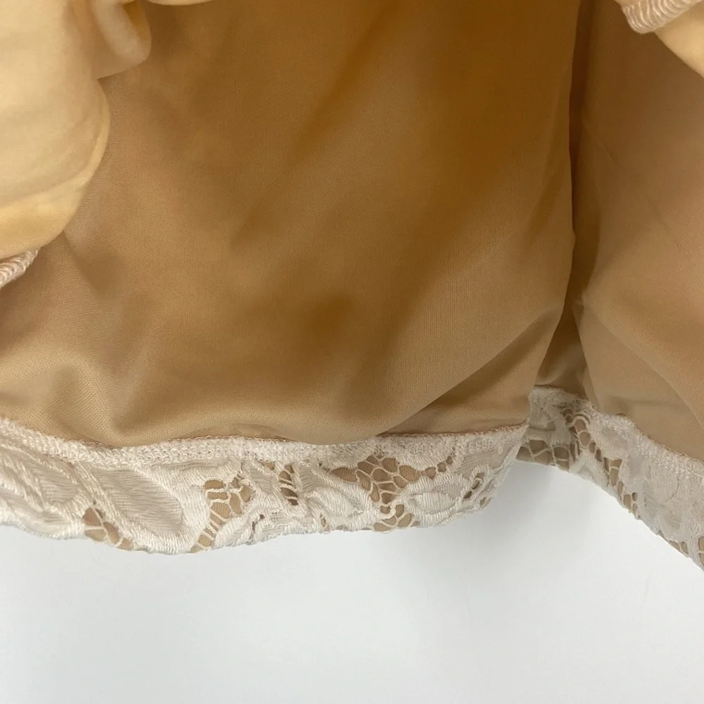 Venus creamy white lace top with criss cross tie front detail romantic - Picture 8 of 12